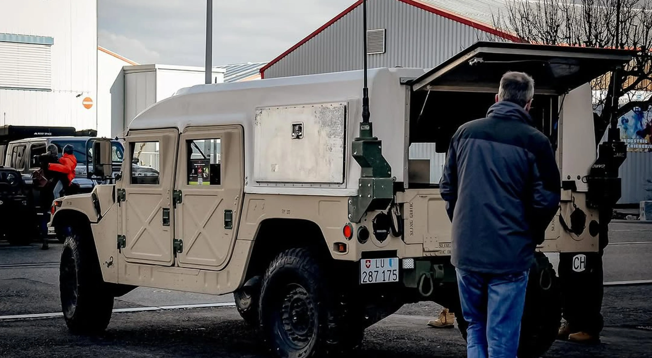 army-vehicles