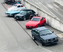 Unsere-Auftritt-mit-Vw-Kafer--Monteverdi-VW-Golf-Porsche-Audi-Quatro